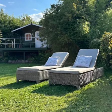 Mit Grossem Garten *