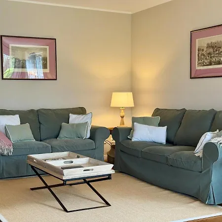 Mit Grossem Garten *