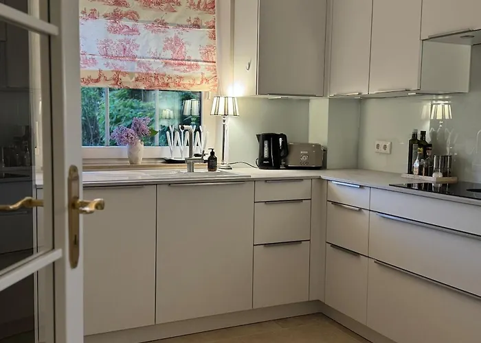 Vakantiehuis Mit Grossem Garten *